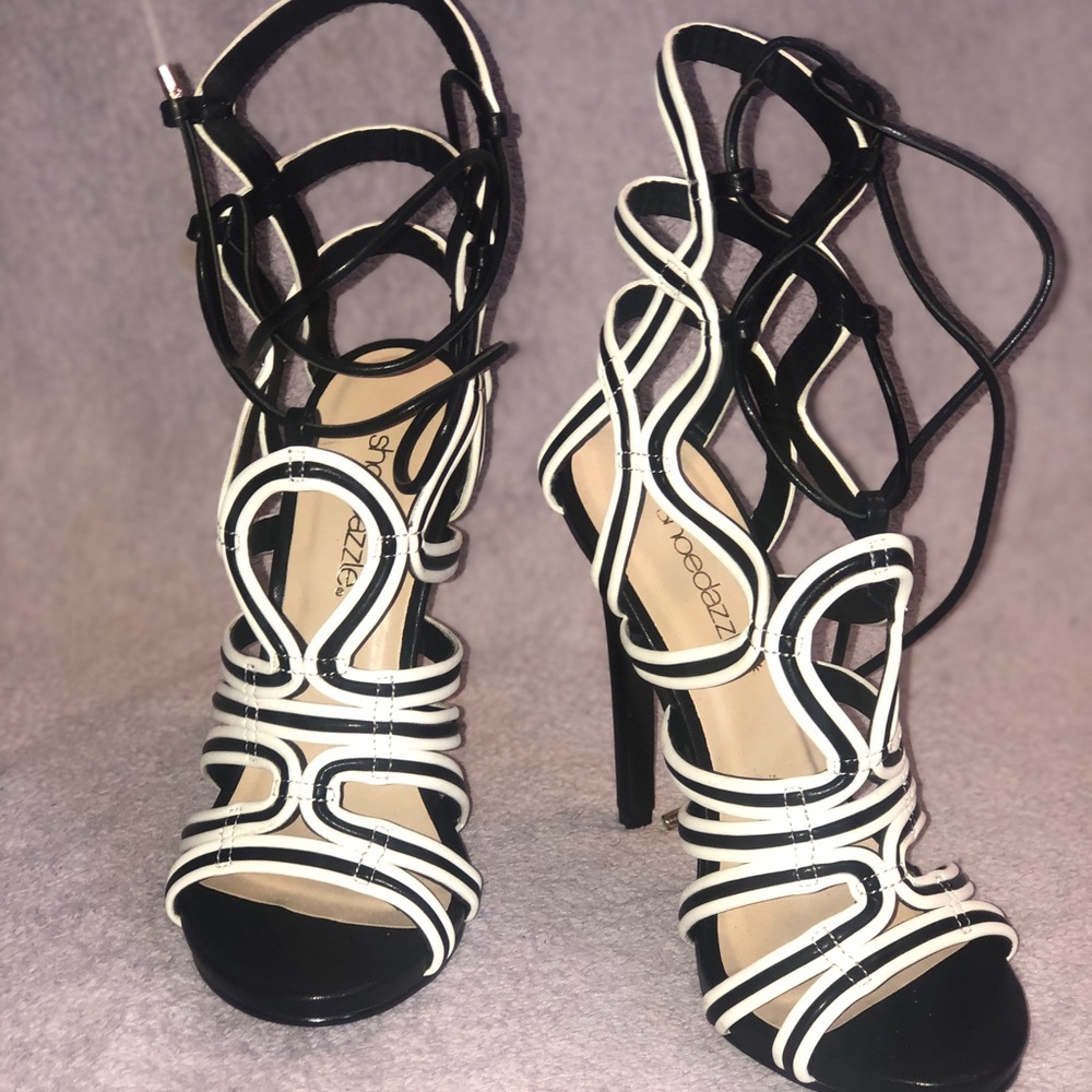 Cora Sandal heel